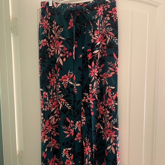 Bar III Floral Print Tie-Waist Pants - Picture 3 of 6